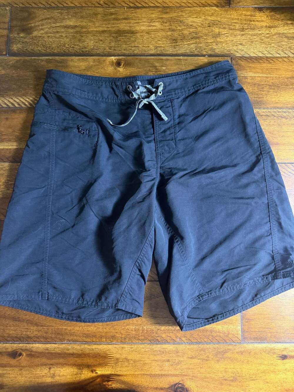 Patagonia Men's Size 31 Stretch All-Wear Hybrid Board Shorts Black